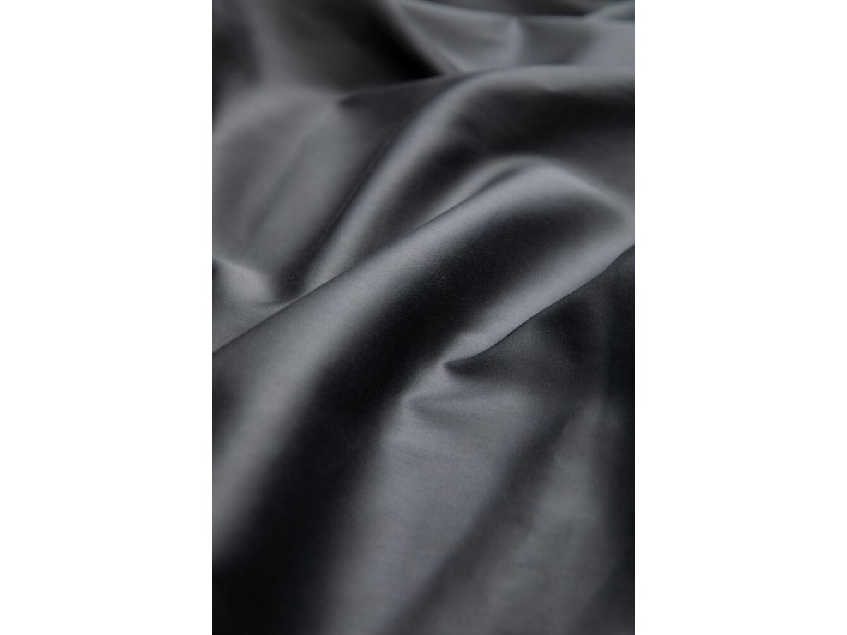 LAKAN SATIN 150X260 Mörkgrå