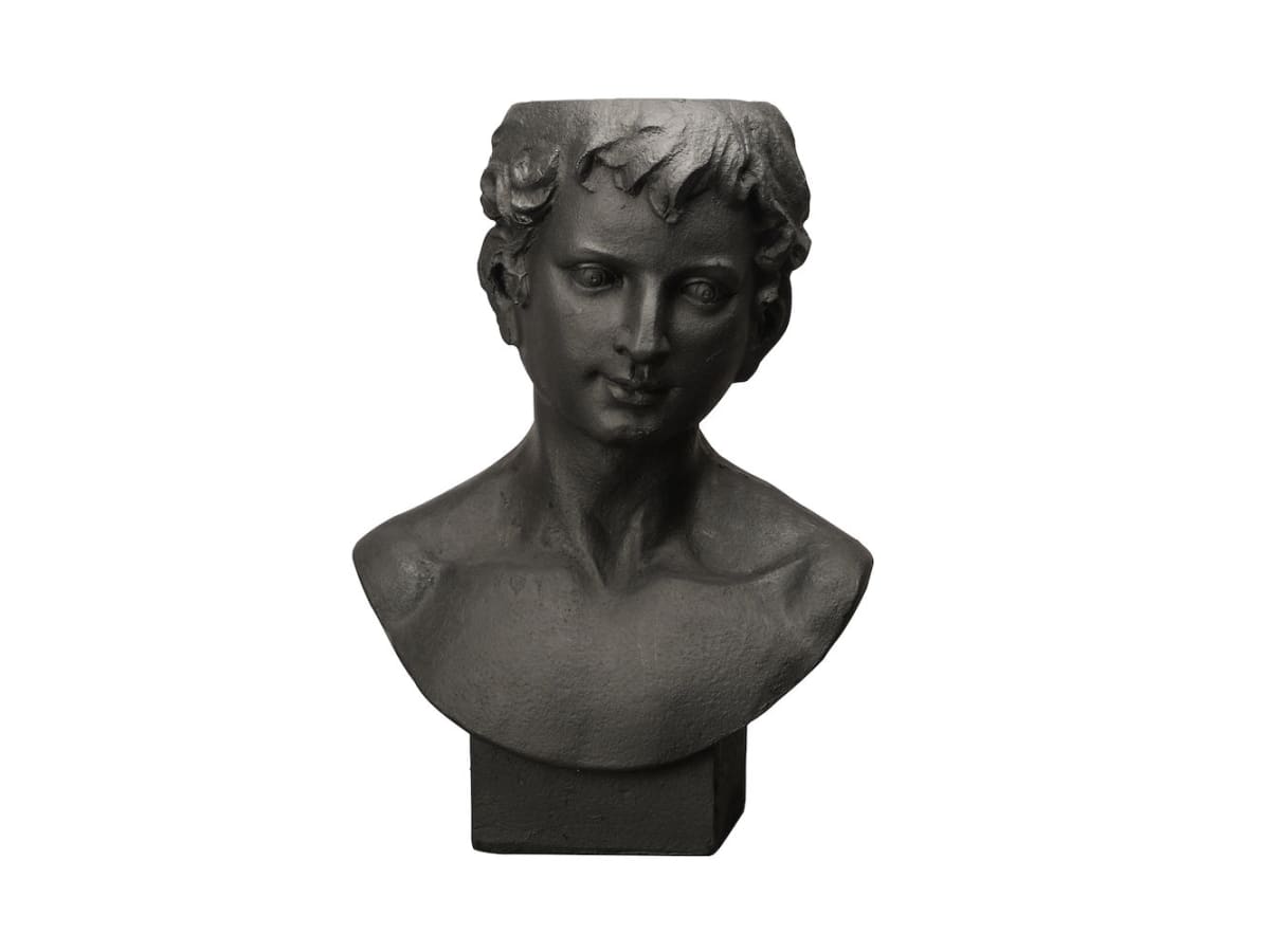 Pot Statue 