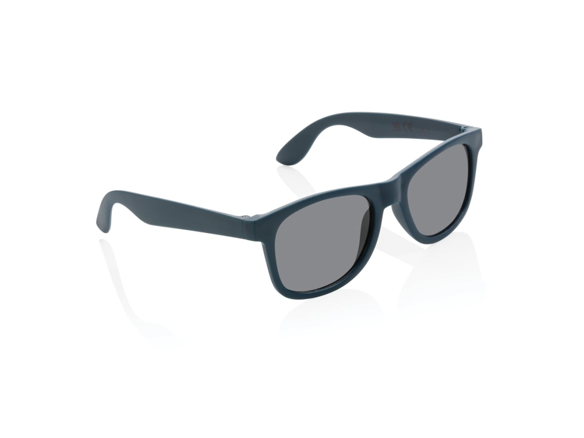 Solglasögon i RCS återvunnen PP plast