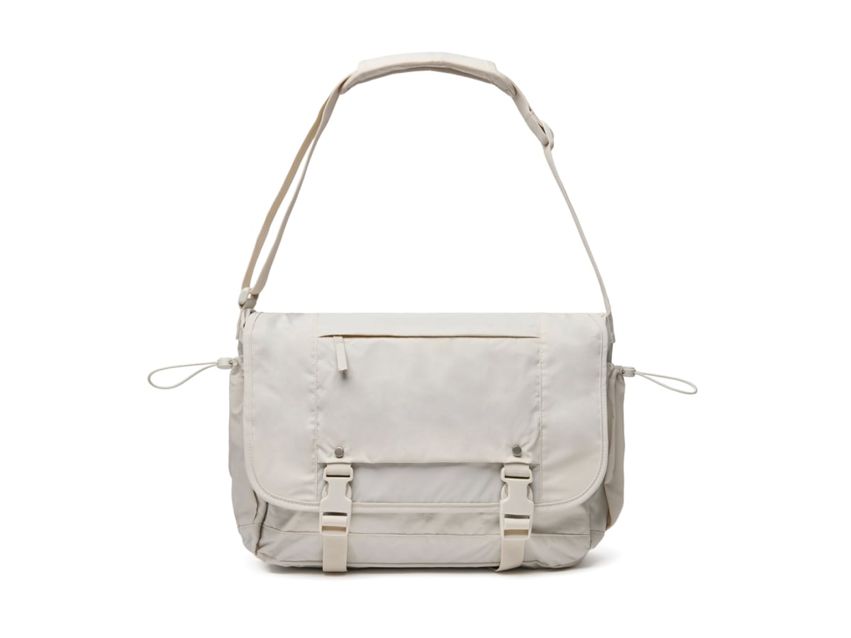 KENTO URBAN RCS återvunnen nylon 15.6" Axelväska