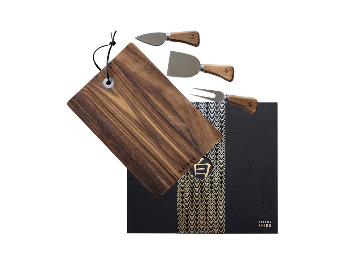 Satake Shiro Ost set liten skärbräda och 3 knivar