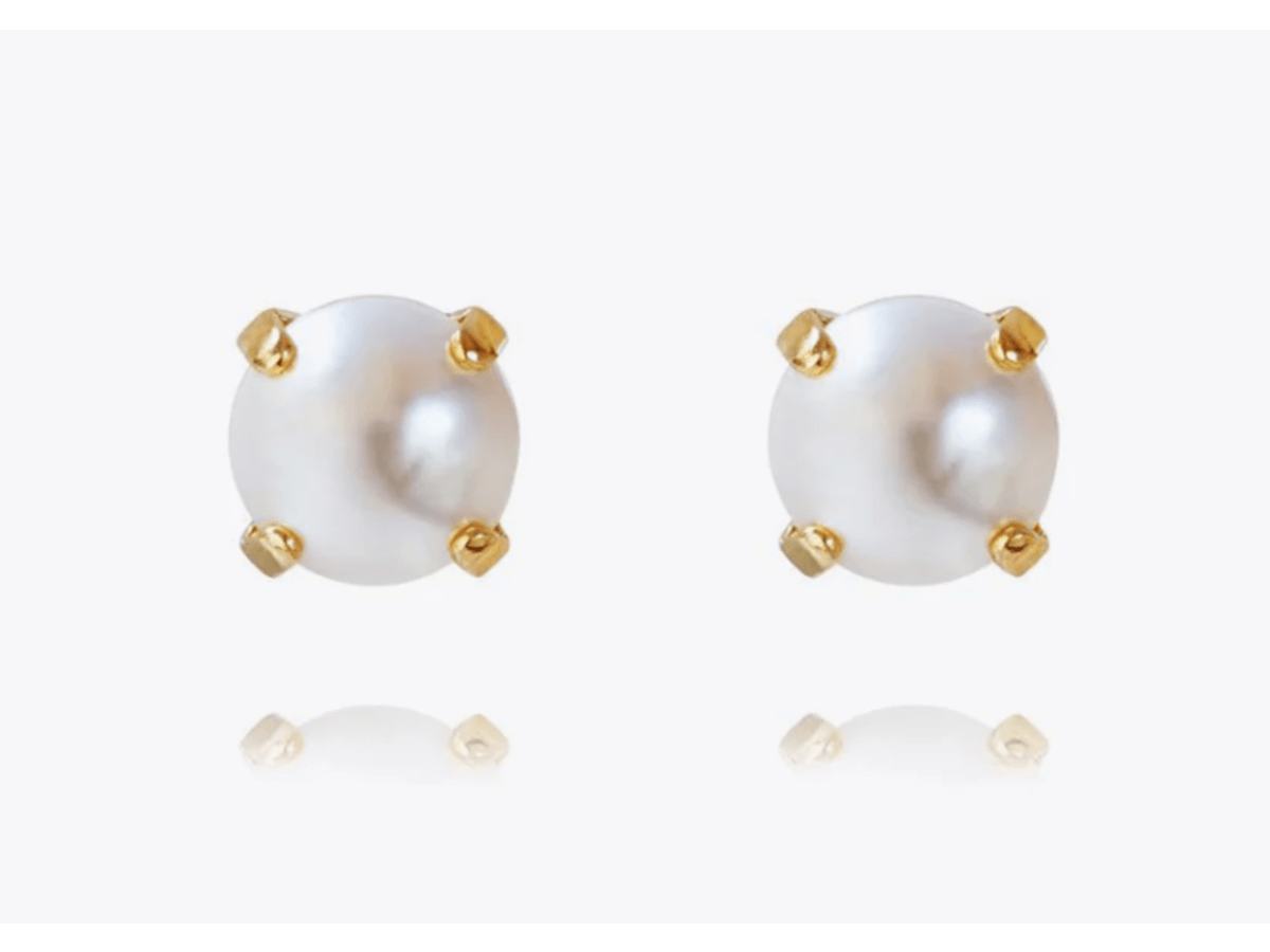 Classic Stud Earrings - Pearl