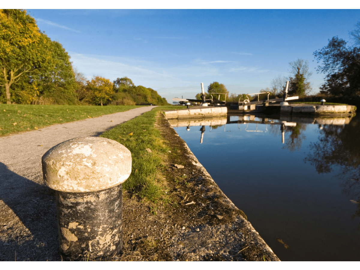 Cykeltur längs Göta Kanal för två