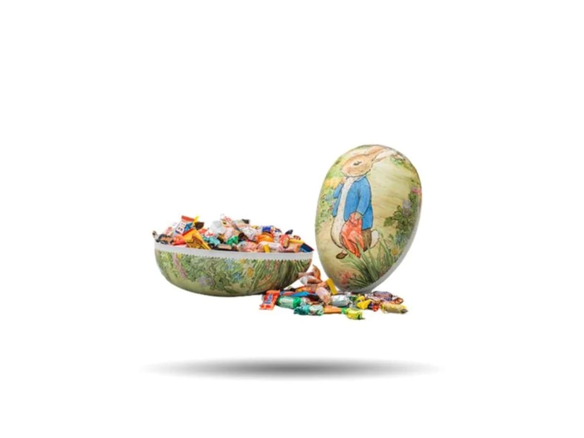 Påskägg Beatrix Potter med godis, 700 gr