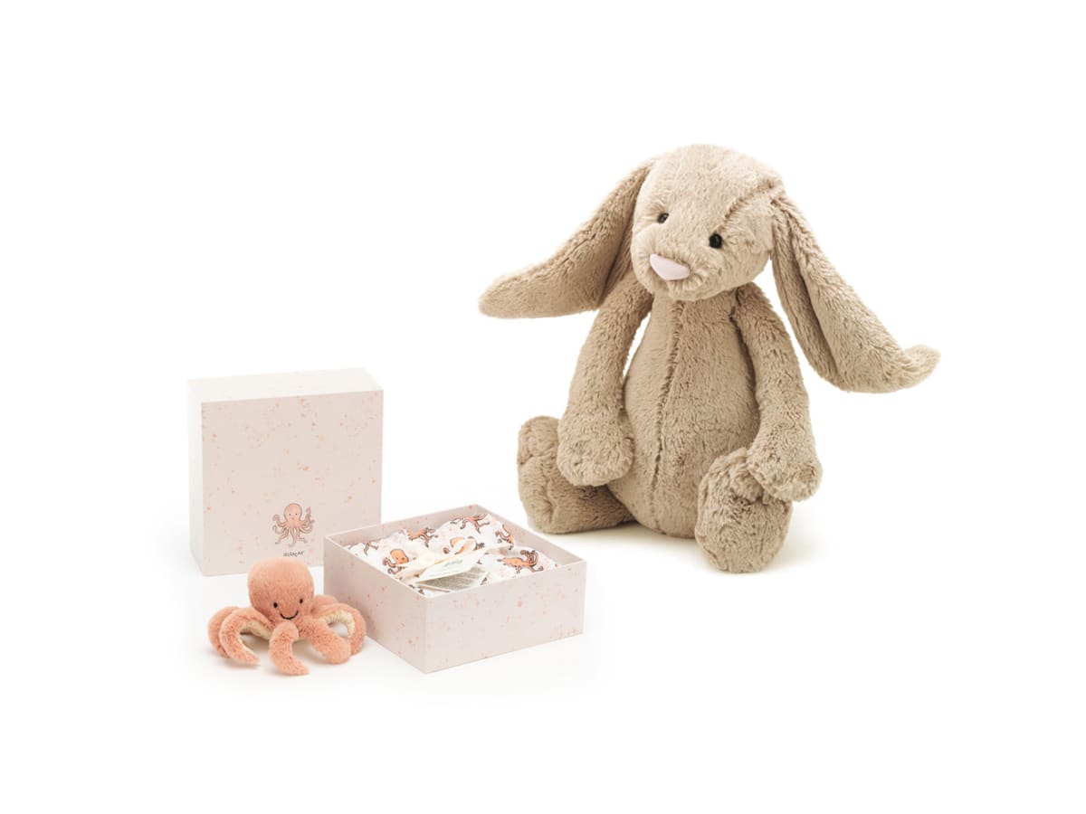 Gåvoset och stor gosig kanin