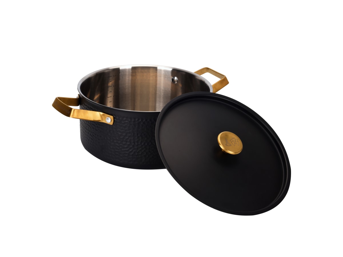 MIO hamrad gryta (4L) med mässingdetaljer