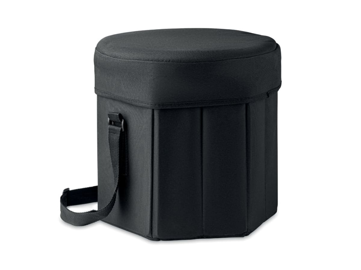 Kylväska och pall i ett