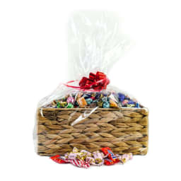 1. Godiskorg (2 kg godis)