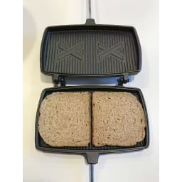 2. Grill-/smörgåsjärn i gjutjärn
