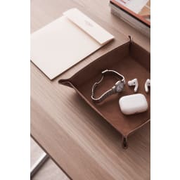 4. Nabucco vegan leather nyckelbricka