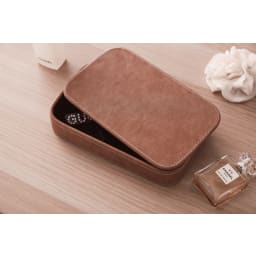 6. Nabucco vegan leather smyckesskrin