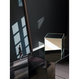 1. Box Glass L