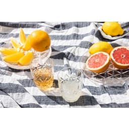 6. Tillbringare med fyra vattenglas