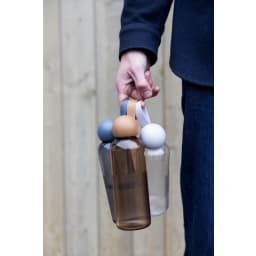 2. Ture vattenflaska