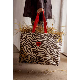 5. Väska Anima zebra