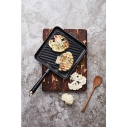 1. Monte raw grill pan