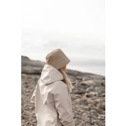 1. Baltimore AWARE™ återvunnen PET bucket hat