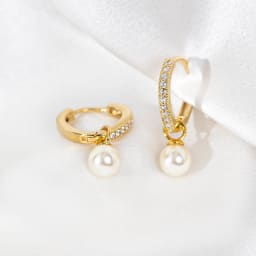 0. Petite Kennedy ringörhänge - Ivory Pearl (Gold)