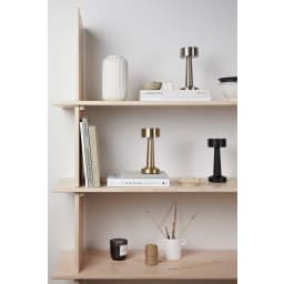 5. Maris RCS återvunnen ABS bordslampa