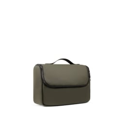 4. Baltimore resenecessär