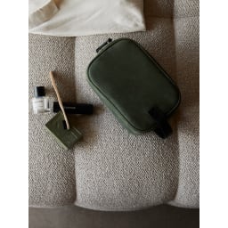 2. Marlow RCS återvunnen polyester necessär