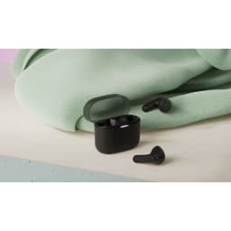3. Hörlurar In-Ear TWS Dynamisk bas Svart