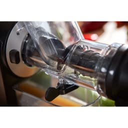 5. Slowjuicer HR1889/70 Viva Collection Black XL