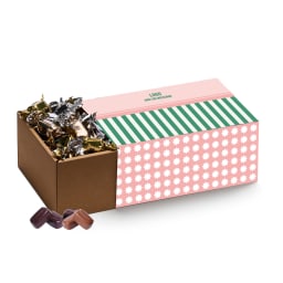 0. Färgglad låda med 1 kg choklad & logotyp 