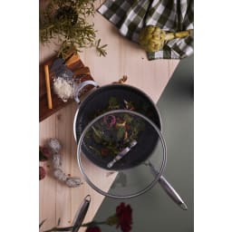 1. Nonstick Traktörpanna med Glaslock