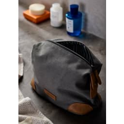 3. Necessär - Chaumont Sand