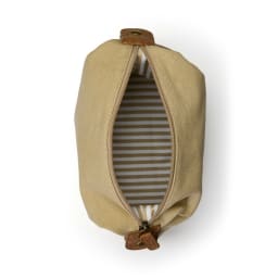 1. Necessär - Chaumont Sand