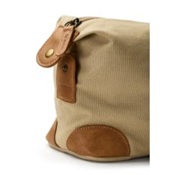 2. Necessär - Chaumont Sand