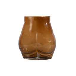 0. Vase Butt
