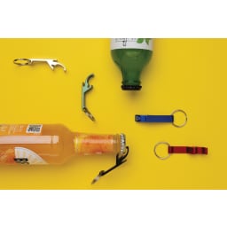 4. Flask- och konservöppnare i RCS återvunnet aluminium