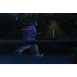 6. Lumi Sprint RCS plast LED uppladdningsbar löparlampa