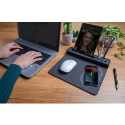 4. Air musmatta med 5W trådlös laddning och USB