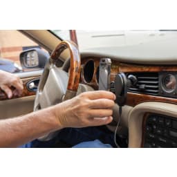 6. PowerCruze RCS rplastic 15W magnetisk laddning mobilhållare