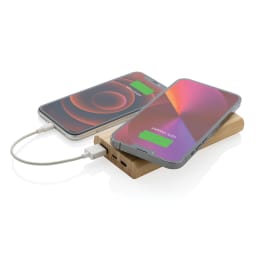 2. 8.000 mAh, 5W trådlös powerbank i bambu
