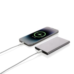 1. 4.000mAh powerbank, type C, RCS återvunnen plast/aluminium