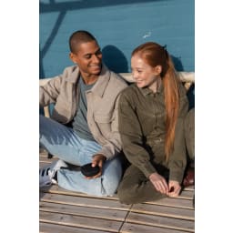 4. Urban Vitamin Hayward IPX7 trådlös 5W högtalare