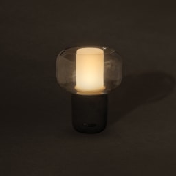 3. Lux 10 W högtalarlampa i återvunnen plast