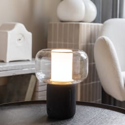 6. Lux 10 W högtalarlampa i återvunnen plast