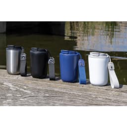 4. Cuppa vakuummugg med logoband RCS re-steel