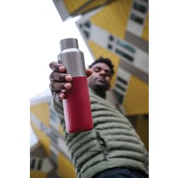 4. Fluid RCS-certifierad vattenflaska i återvunnet stål 600ML