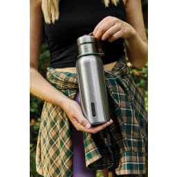 4. Black+Blum Isolerad vattenflaska Liten 500 ml