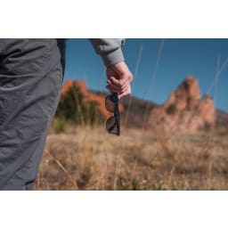 4. Solglasögon i RCS återvunnen PP plast