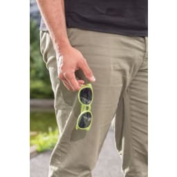 4. Solglasögon av vetestrå