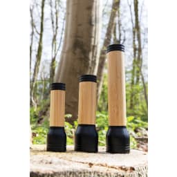 5. Lucid 3W ficklampa RCS certifierad återvunnen plast & bambu