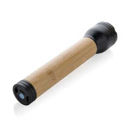 1. Lucid 5W ficklampa RCS certifierad återvunnen plast & bambu