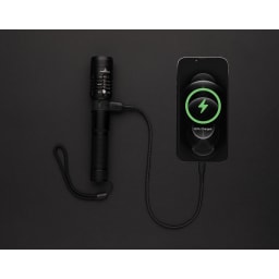 6. Gear X USB återuppladdningsbar ficklampa